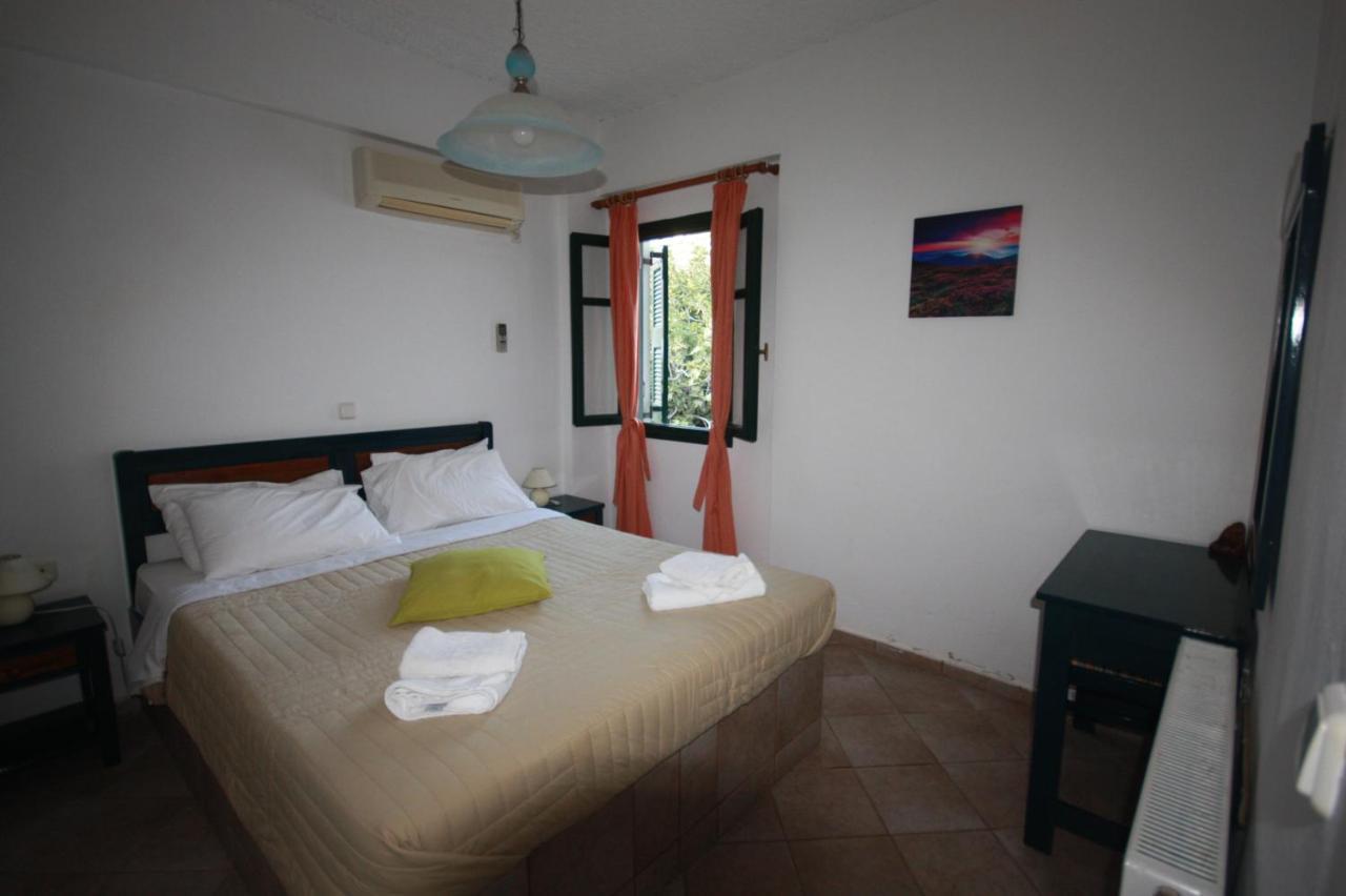 Cyclades Beach Apartments Chrisopigi  Exterior photo