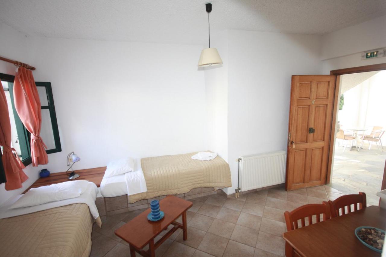 Cyclades Beach Apartments Chrisopigi  Exterior photo